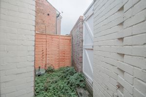 Photo 10- click for photo gallery